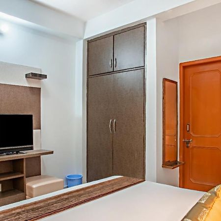 Himalyan Basera I Pvt Balcony I Serviced Apt I By Exotic Stays Kasauli Exterior photo